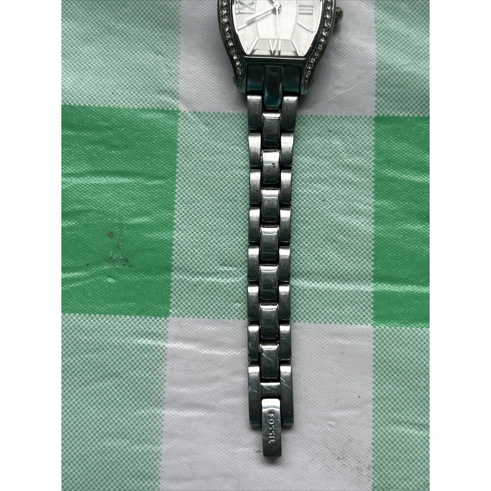 Fossil Silver Tone Rhinestone Embellishments Women’s Quartz Watch - Picture 4 of 11